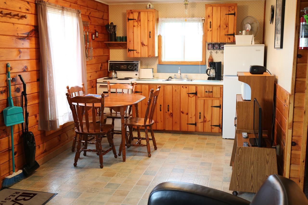 Blue Crest Cottages North Rustico Exteriör bild